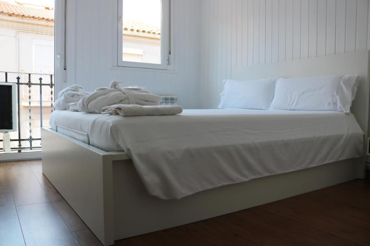 Monresidence Bellavista Манреса Экстерьер фото